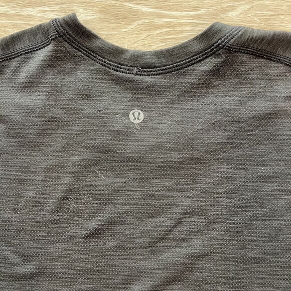 Lululemon Metal Vent Tech Short Sleeve Shirt Black Men's-Size L - Picture 4 of 8